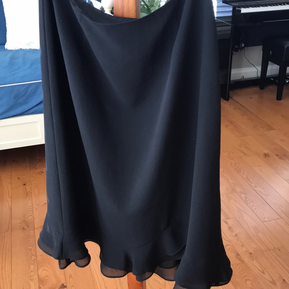 OBLIQUE Black Skirt